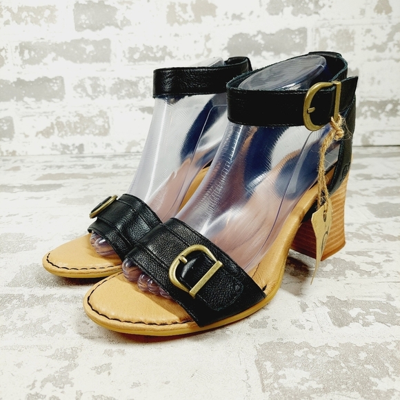 NEW Born Women’s Tahlia Ankle Strap Leather Buckle Black Sandals H649 - Picture 2 of 14